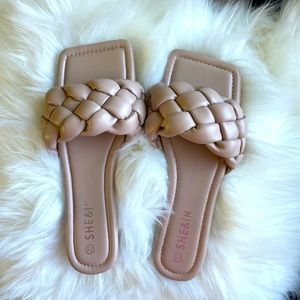 SHEIN NEW NUDE BRAIDED FLAT SLIDES